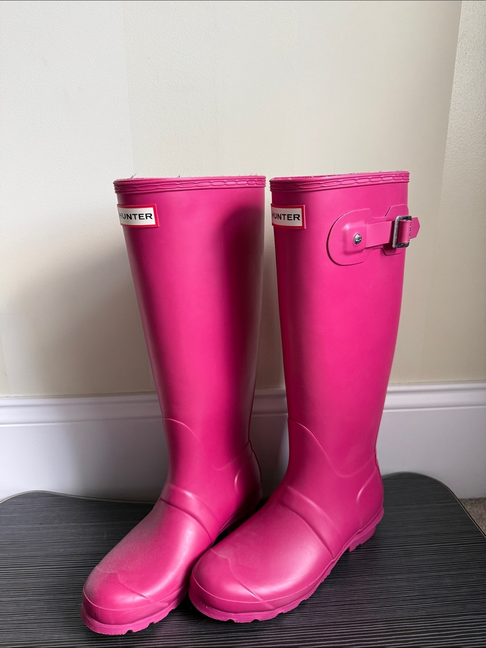 Hunter Women's Tall Rain Boots in Bright Pink